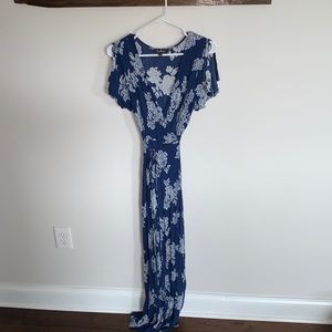 Lulu’s wrap dress size L